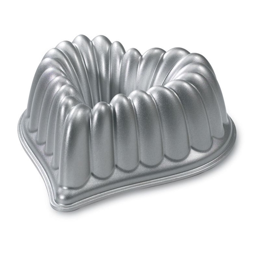 Elegant Heart Bundt Pan