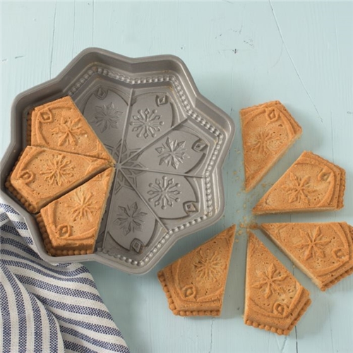 Snowflakes Shortbread and Cake Pan